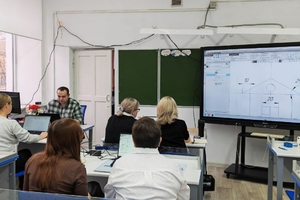 Мобильная лаборатория дополнительного образования «Умный автобус» в Горнозаводском муниципальном округе